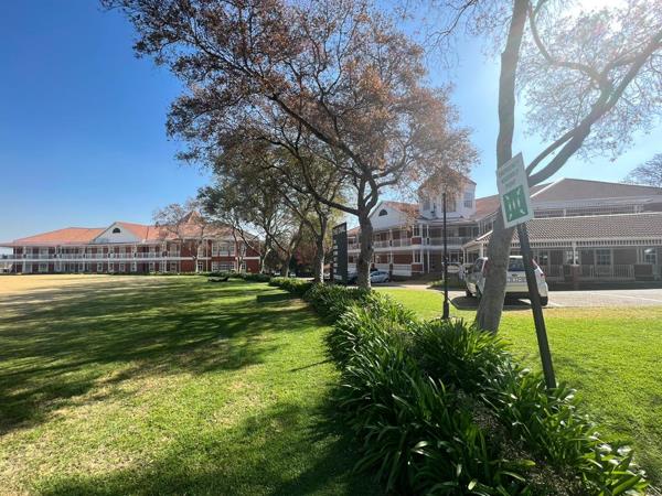 180  m² Office Space