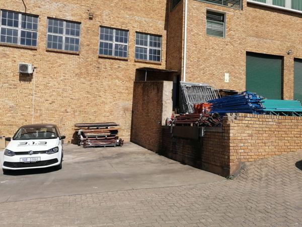 2 200 m² Industrial space