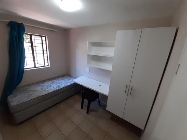 1 Bedroom House