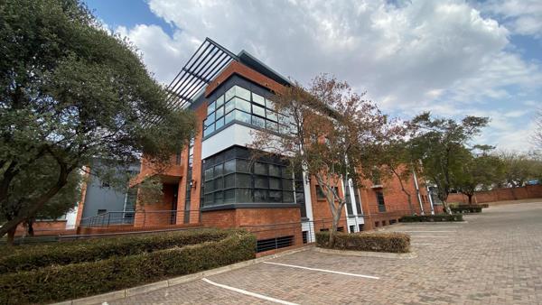 1 380 m² Commercial space
