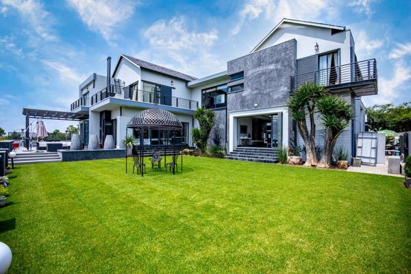 6 Bedroom House