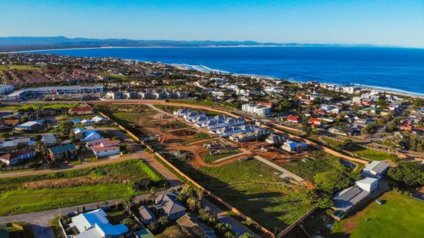 675 m² Land