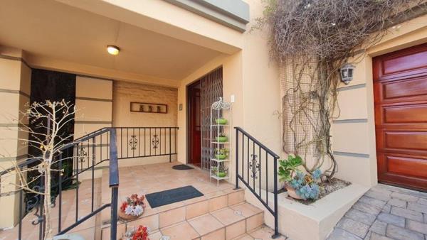 5 Bedroom Townhouse