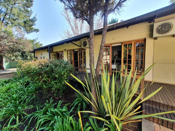 1 659  m² Commercial space