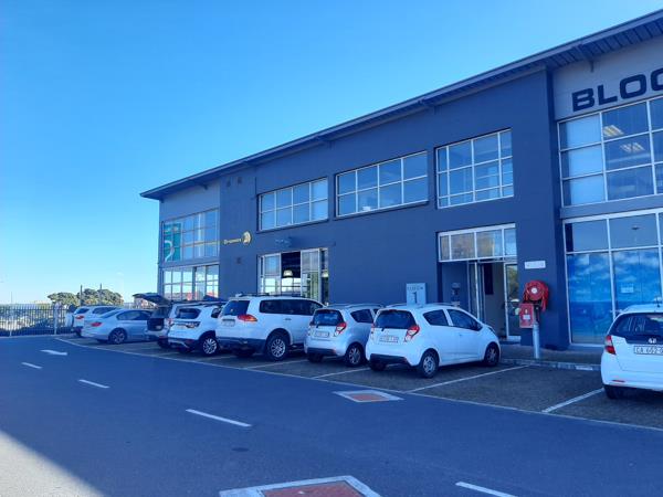 138 m² Retail Space