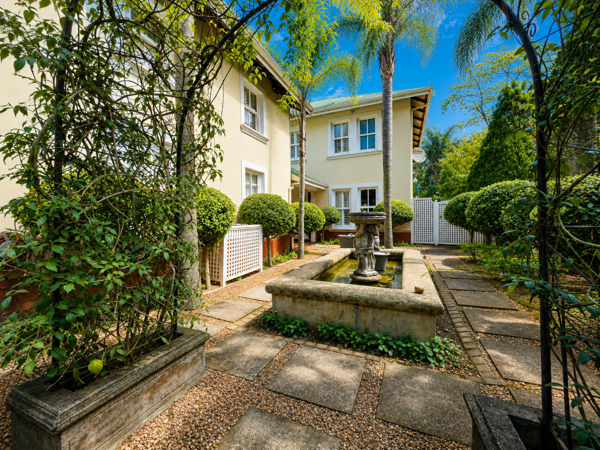 4 Bedroom Townhouse