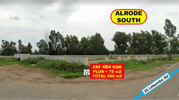 560 m² Land
