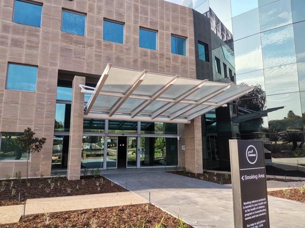 2 054  m² Commercial space