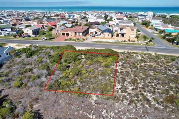 663 m² Land