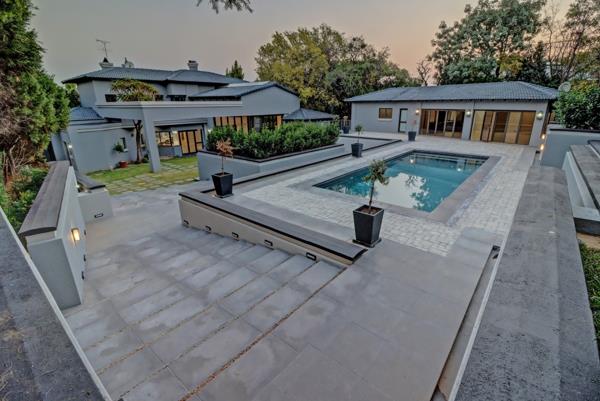 5 Bedroom House