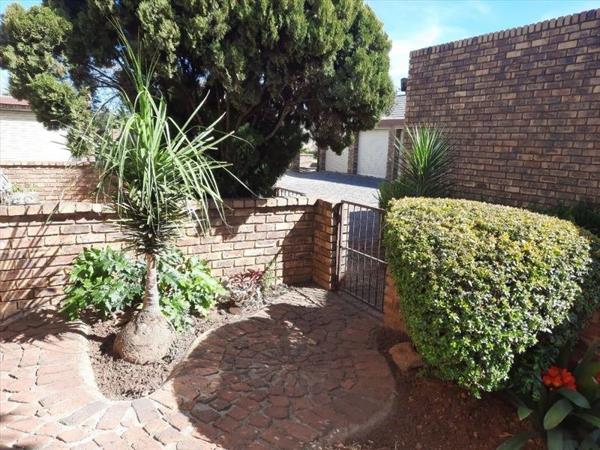 2 Bedroom Townhouse