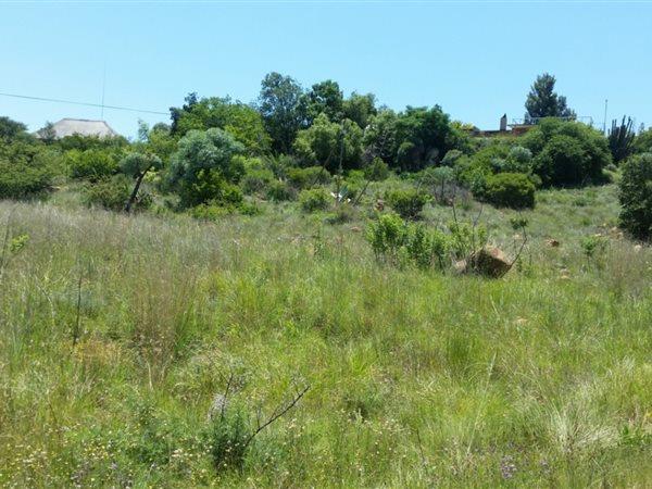 1 664 m² Land