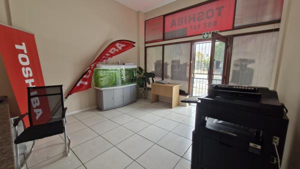 52.5  m² Commercial space