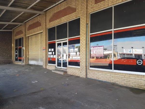 654  m² Commercial space