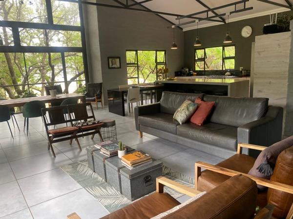 6 Bedroom House