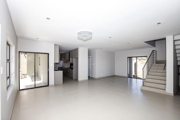 4 Bedroom Townhouse