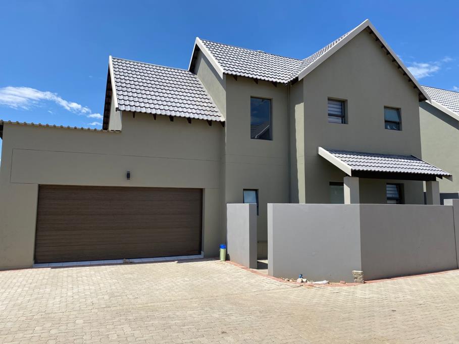 3 Bedroom Townhouse