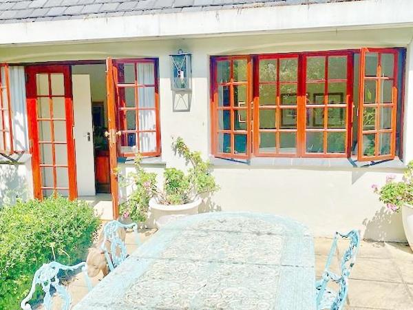 1 Bedroom Garden Cottage