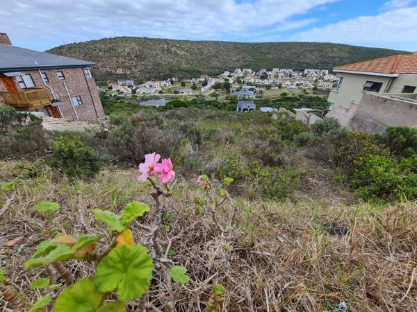 826 m² Land