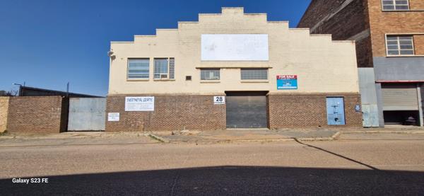 1 500  m² Industrial space