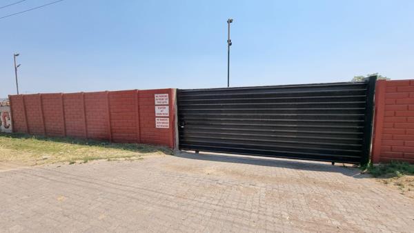 6 500  m² Industrial space