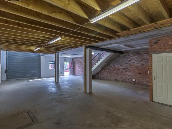 1 630  m² Commercial space