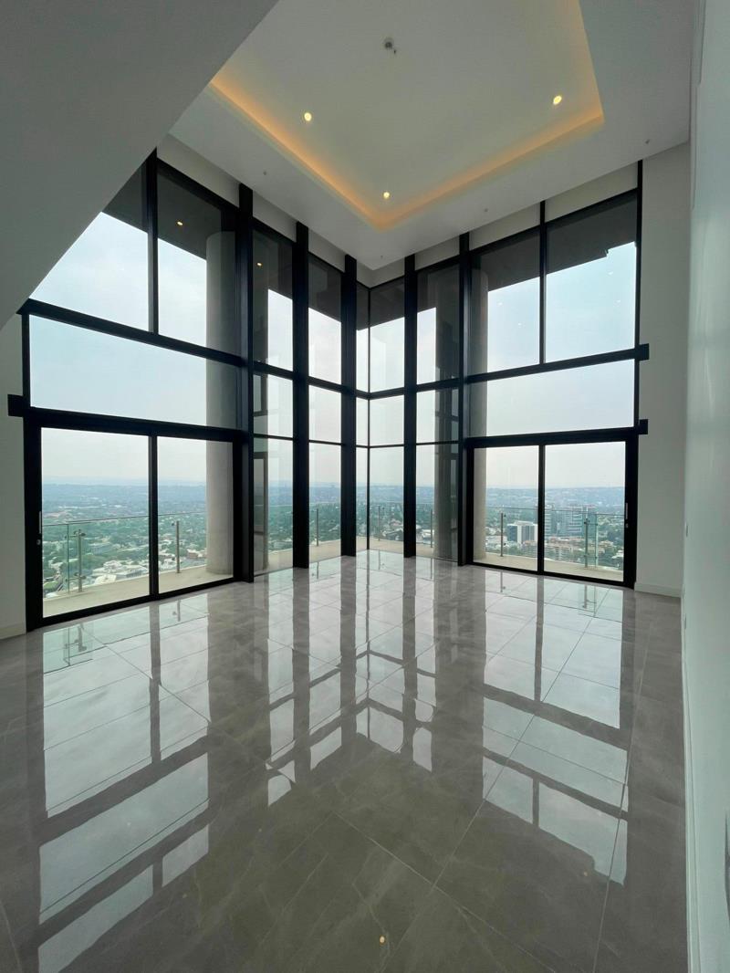 Apartment in Sandton, Sandown, Johannesburg Ward 103 - View 2