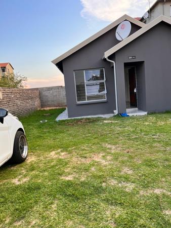 2 Bedroom House