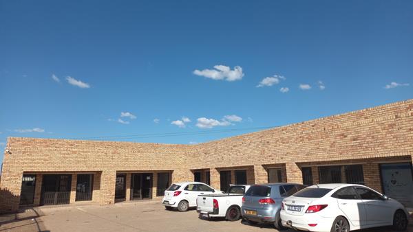 74  m² Commercial space