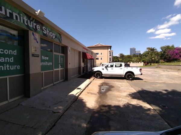 2 598  m² Commercial space