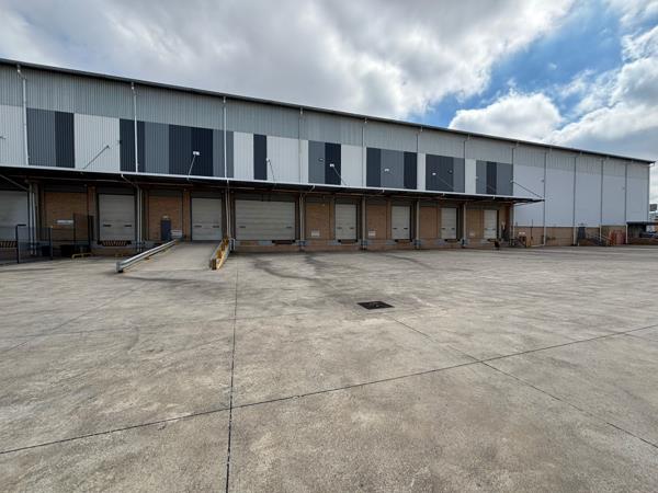 6 786  m² Industrial space