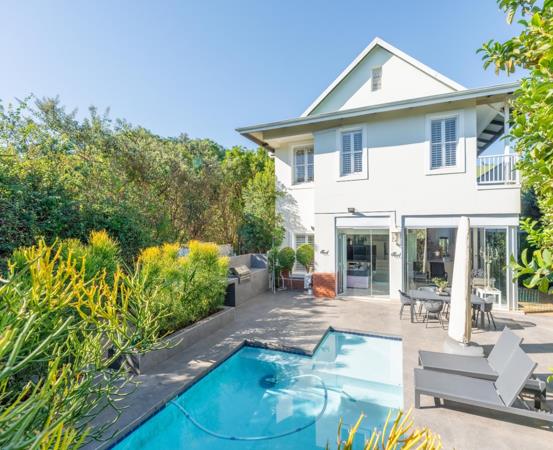 4 Bedroom Townhouse