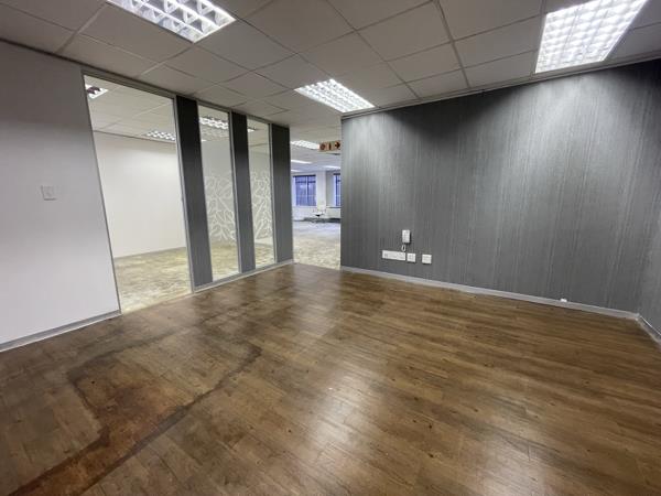 209  m² Commercial space