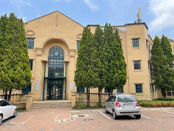 1 935 m² Commercial space