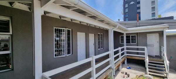 1 Bedroom Apartment in Observatory
