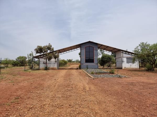 1 014 m² Commercial space