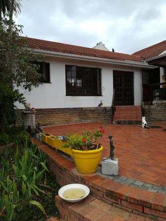 1 Bedroom Garden Cottage