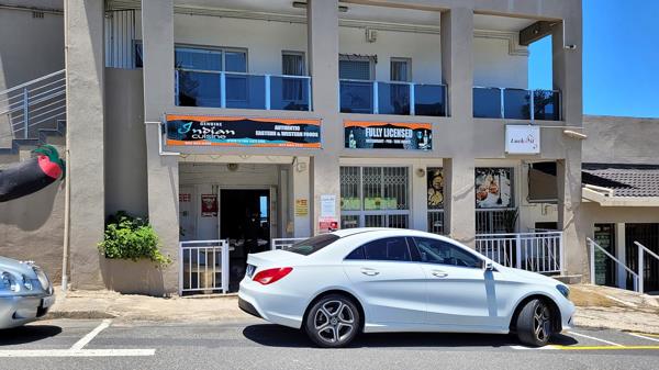 220  m² Commercial space