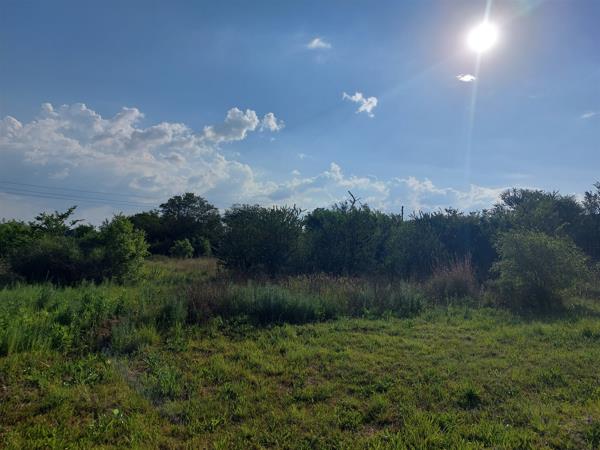 1 000 m² Land