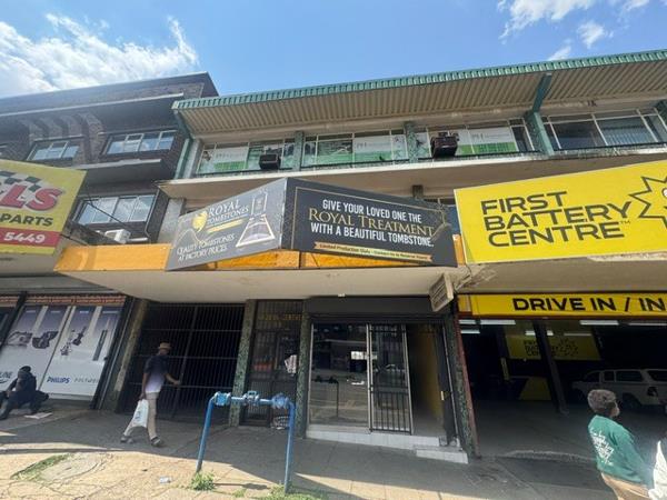 124 m² Retail Space