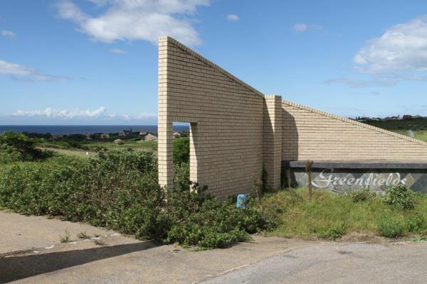 1 011 m² Land