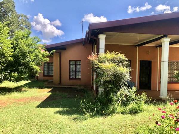 8 565 m² Farm