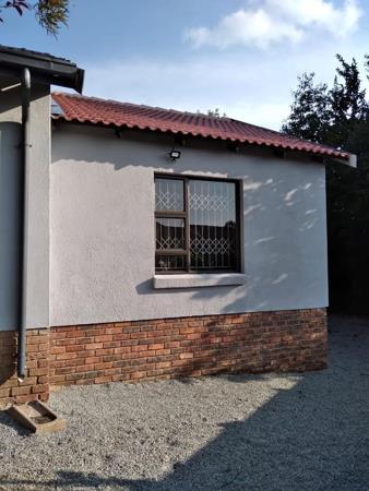 Bachelor apartment