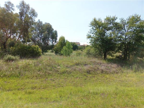 1 000 m² Land