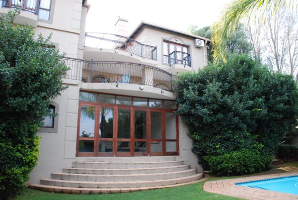 5 Bedroom House