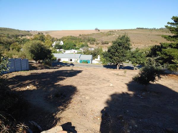 1 293 m² Land