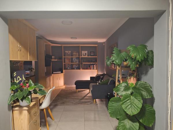 1.5 Bedroom Flat