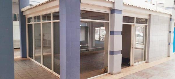 28  m² Commercial space