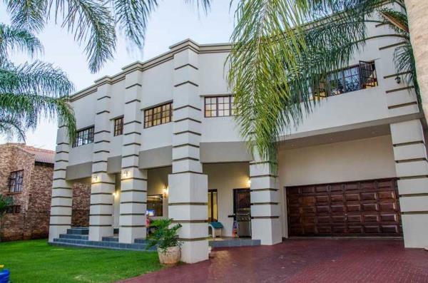 5 Bedroom House