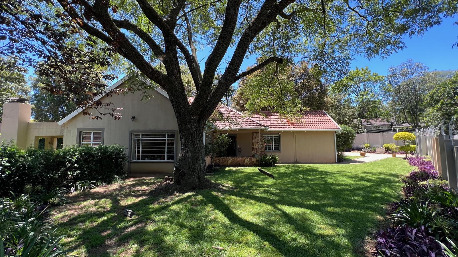 3 Bedroom House in Craighall Park